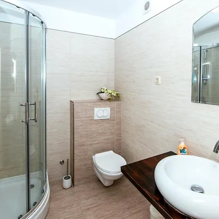 M&m Apartman Biograd Na Moru
