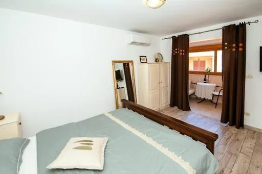 M&m アパート ビオグラード・ナ・モル