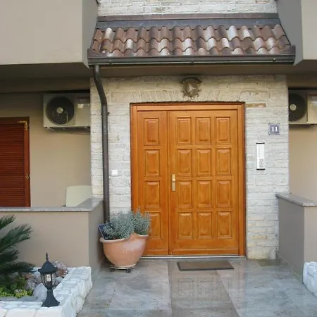 M&m Apartmán Biograd Na Moru